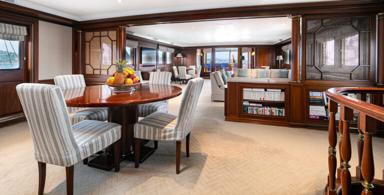 How to be a great host for yacht renters