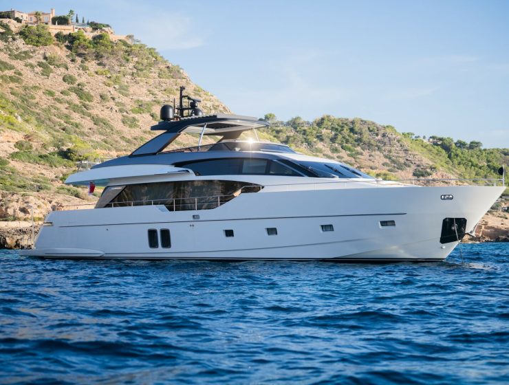 The Luxury Yacht Viger